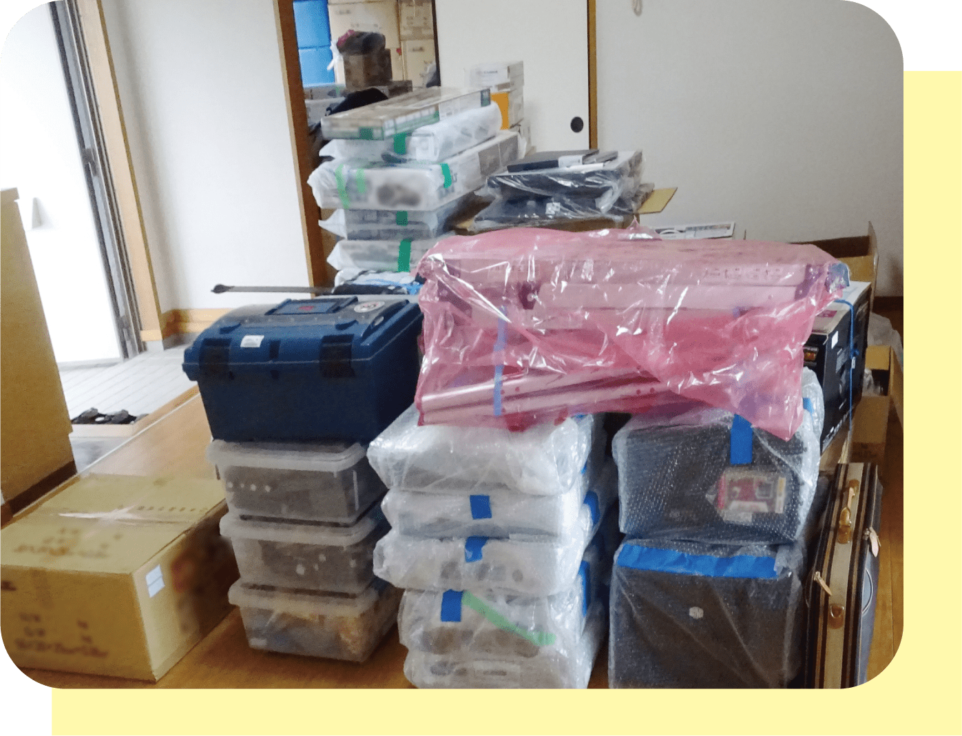 整理された遺品の写真